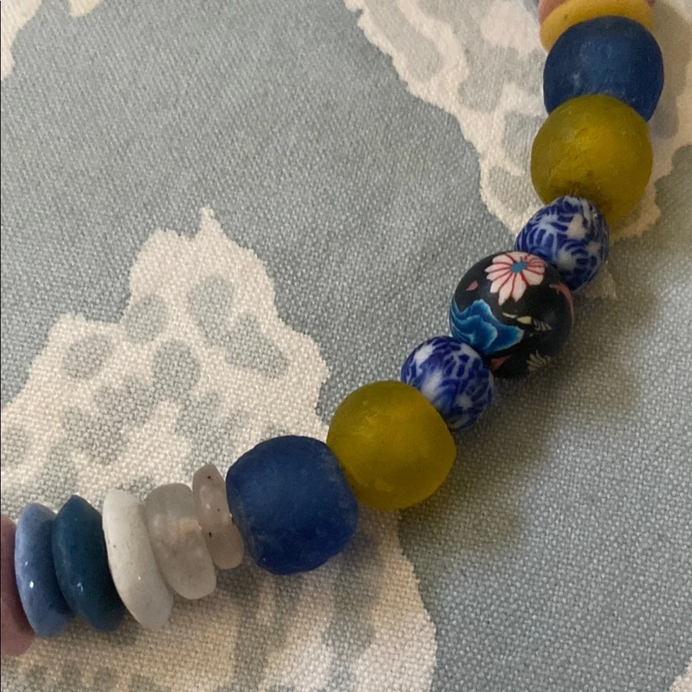 Colorful Beaded handmade choker necklace OS - Picture 3 of 6